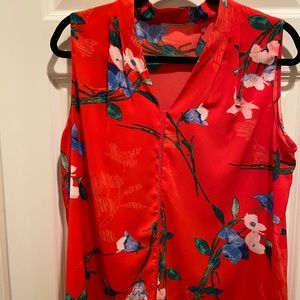 Women’s sleeveless blouse - Tahari